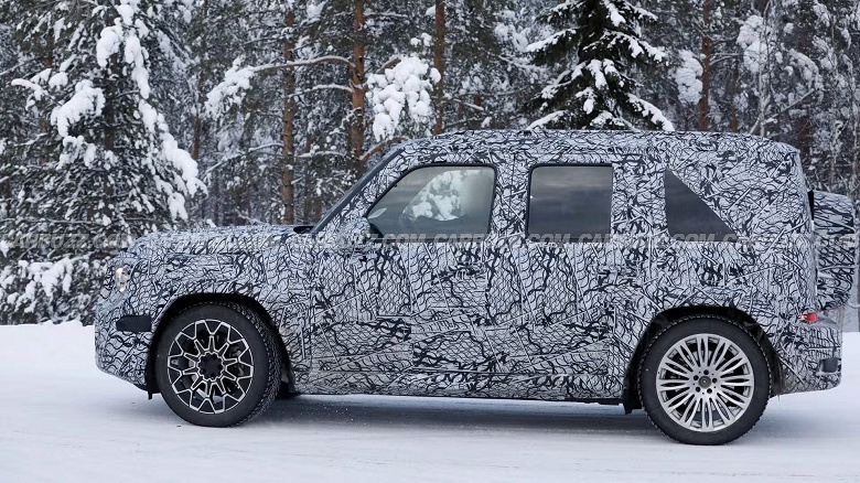 Самый маленький Mercedes-Benz G-класса&nbsp;засняли на тестах &mdash; мини-внедорожник может получить бензиновый мотор